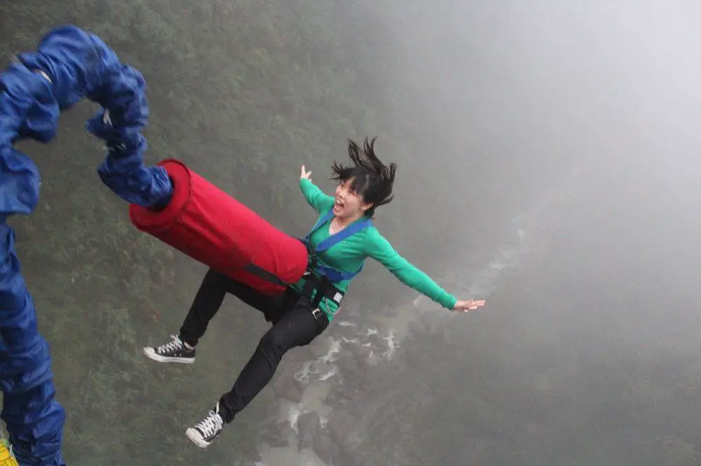 bungee jump in new zealand
